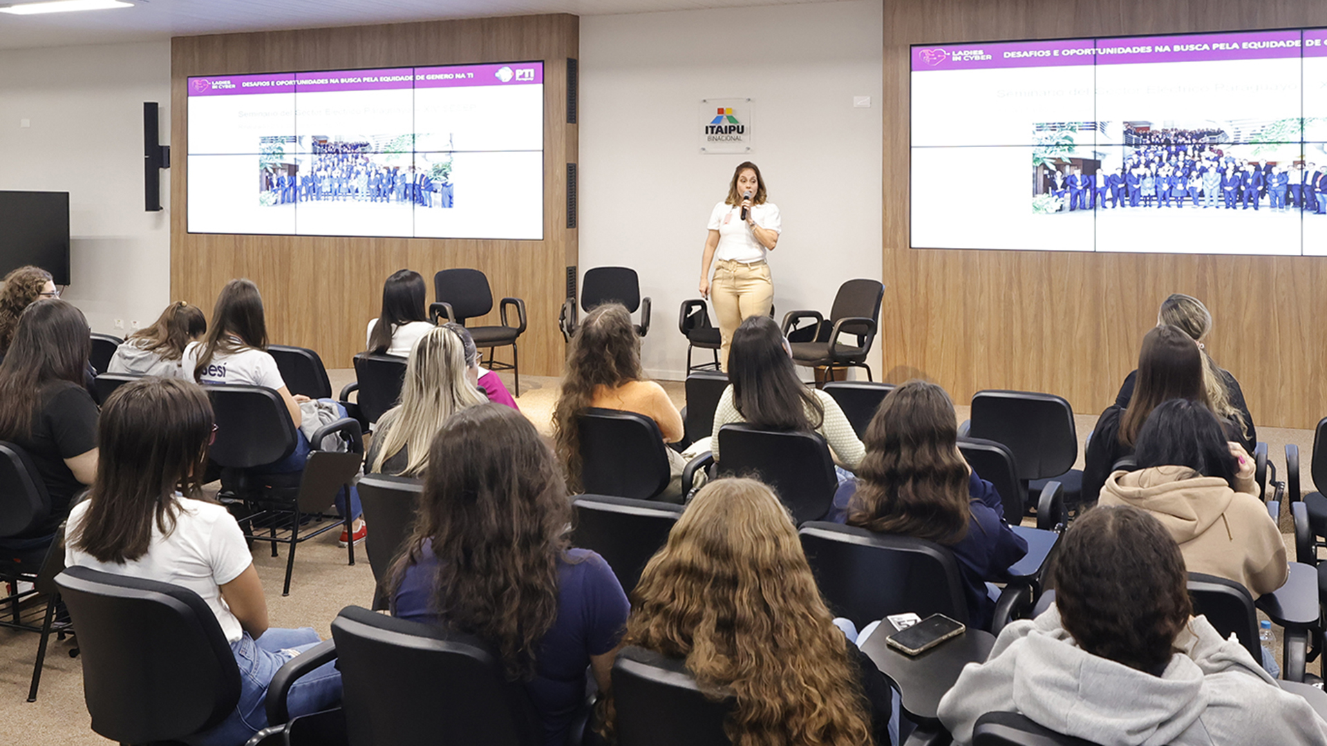 EL PROTAGONISMO DE LA MUJER EN CIBERSEGURIDAD: PARTICIPACIÓN DEL PTI PARAGUAY EN LADIES IN CYBER